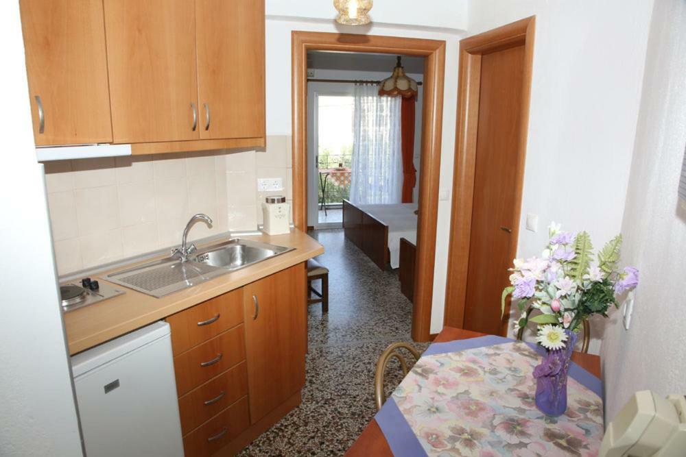 Kastoria Hotel Apartments Chaniotis Exterior foto